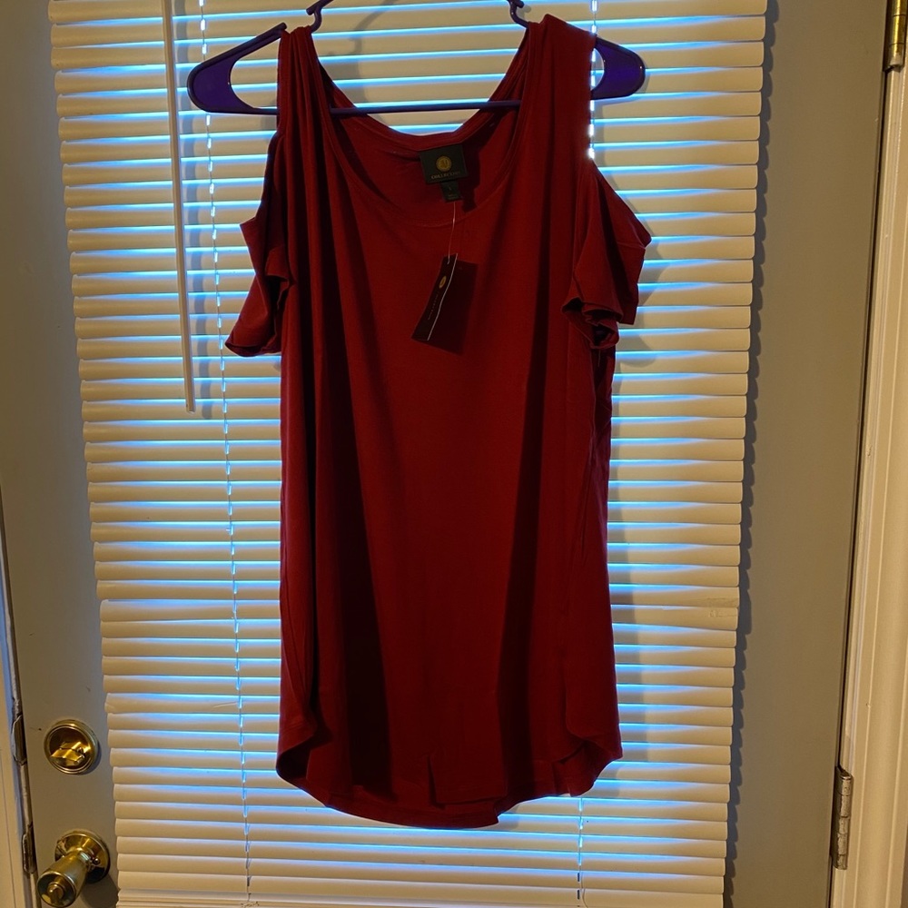 Women shirt